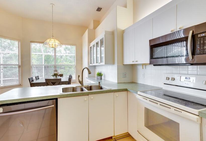 Port St Lucie Home ~ 3 Mi To Botanical Gardens!