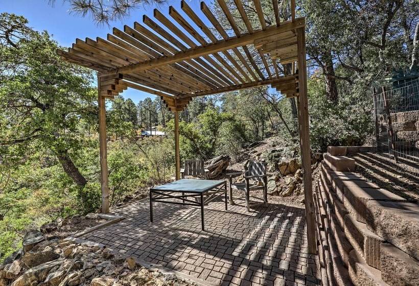 Prescott Cabin W/ Deck & Mtn Views: 4 Mi Downtown!
