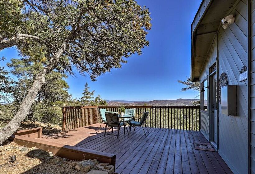 Prescott Cabin W/ Deck & Mtn Views: 4 Mi Downtown!