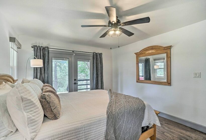 Prescott Retreat W/ Hot Tub ~ 3 Mi To Dtwn!