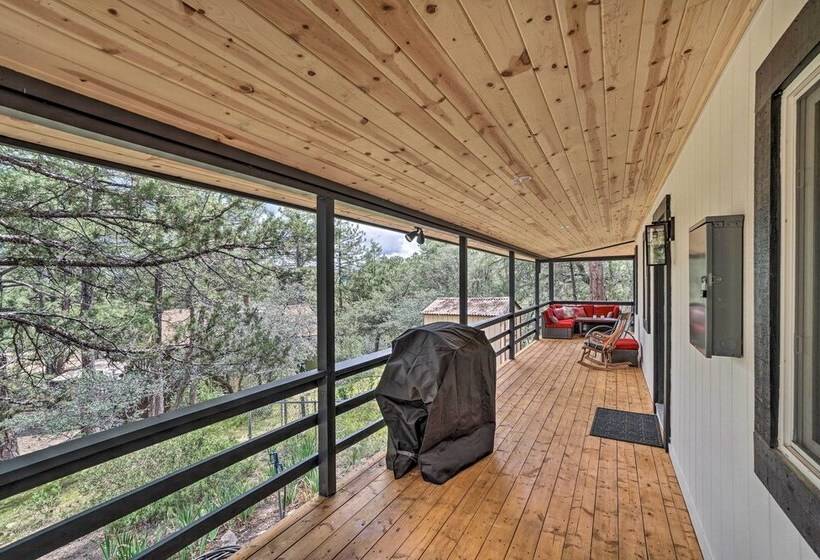 Prescott Retreat W/ Hot Tub ~ 3 Mi To Dtwn!