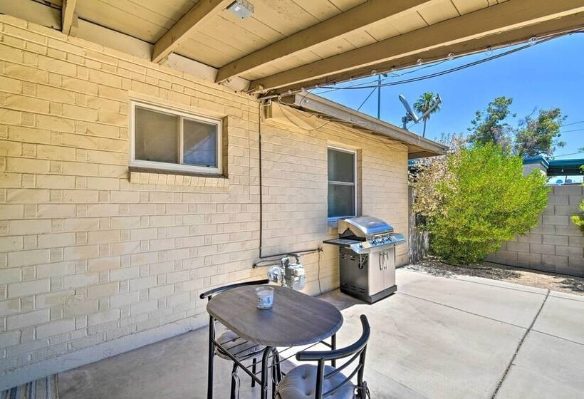 Private Desert Retreat W/ Grill & Mtn Views!