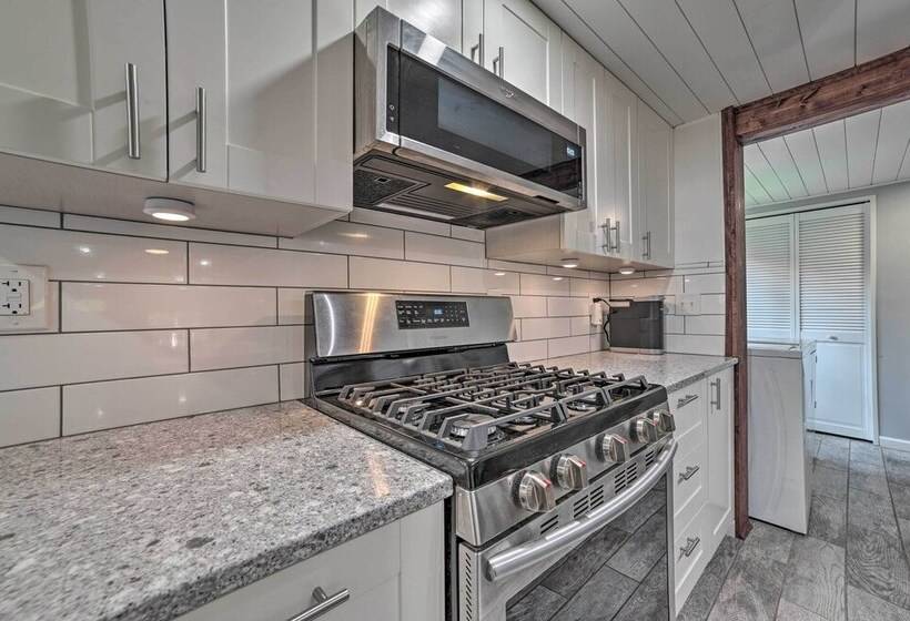 Prudenville Retreat W/ Yard ~ 1 Mi To Lake!