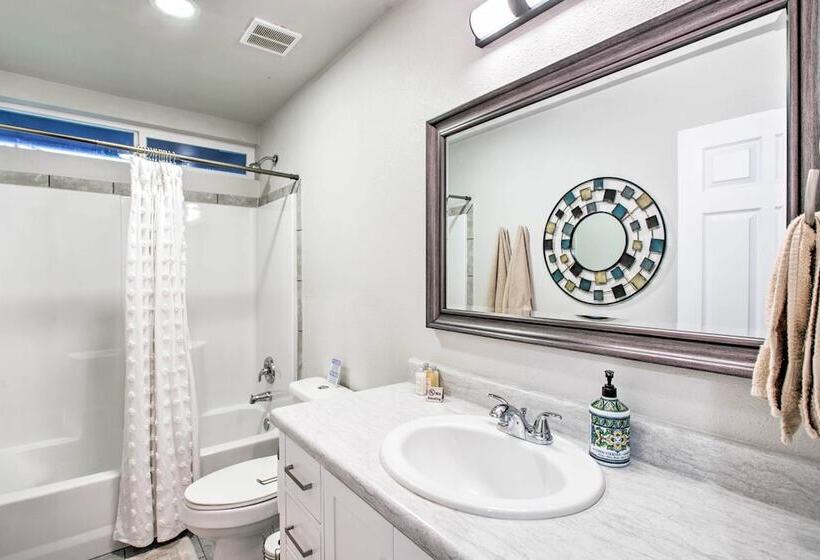 Quaint Clifton Escape W/ Grill   1 Mi To Winery!