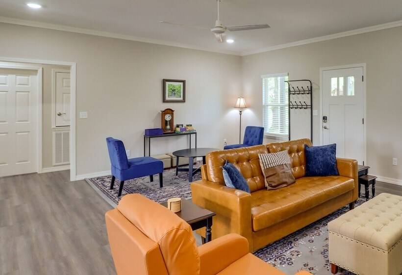 Quaint Harrison Home 2 Mi To Downtown!