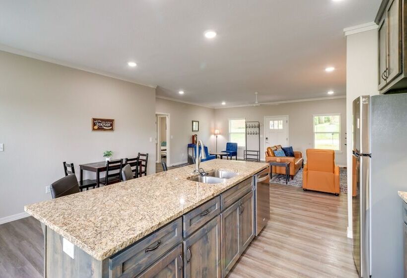 Quaint Harrison Home 2 Mi To Downtown!