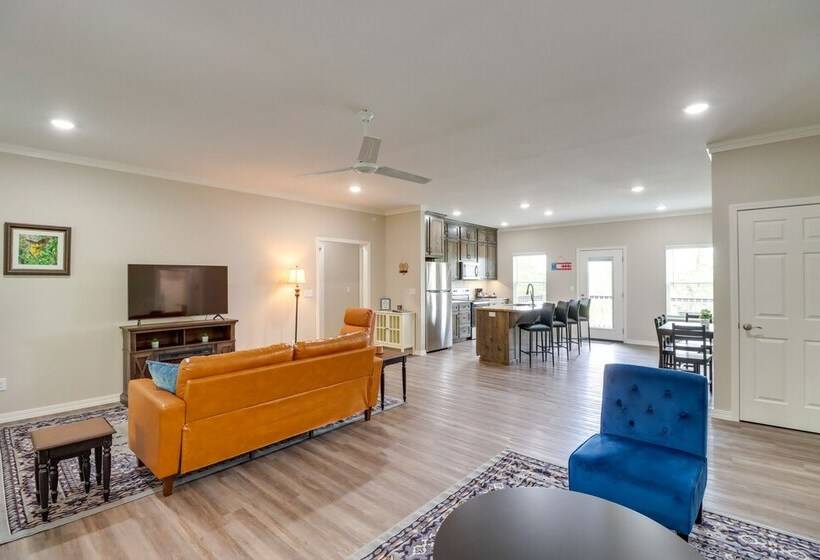 Quaint Harrison Home 2 Mi To Downtown!