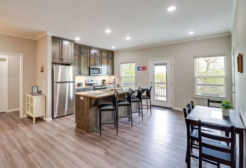 Quaint Harrison Home 2 Mi To Downtown!