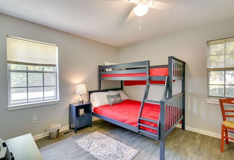 Quaint Oxford Home ~ 2 Mi To Ole Miss & The Grove!