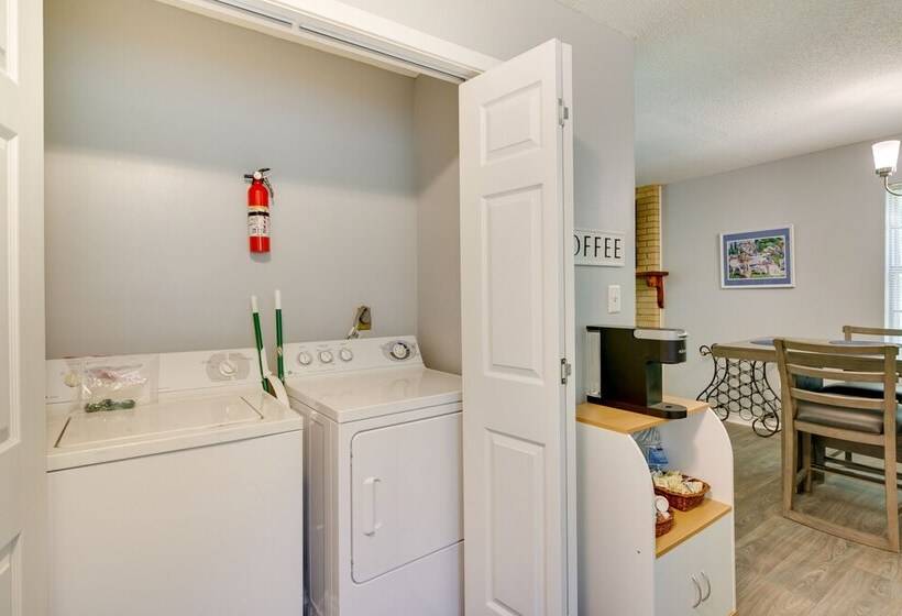 Quaint Oxford Home ~ 2 Mi To Ole Miss & The Grove!