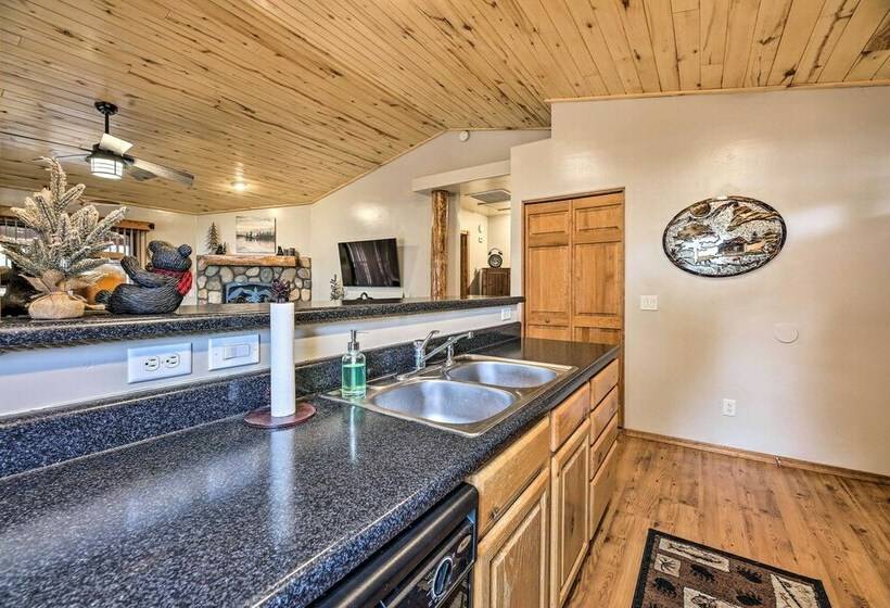 Quaint Show Low Cabin With Deck & Fireplace!