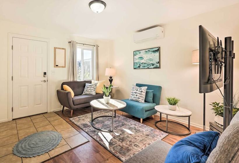 Quiet Carpinteria Cottage By Town & Beaches