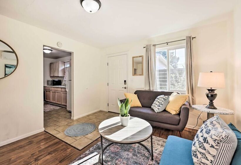 Quiet Carpinteria Cottage By Town & Beaches