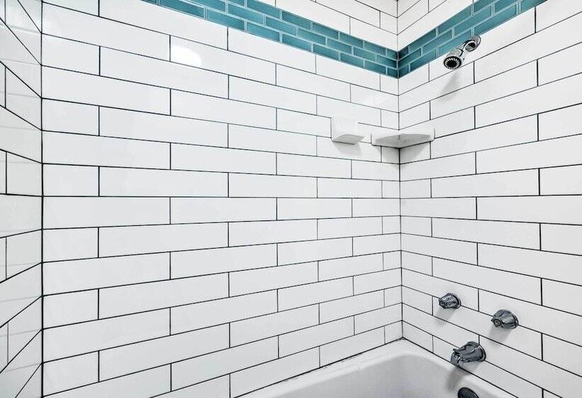 Quiet Carpinteria Cottage By Town & Beaches