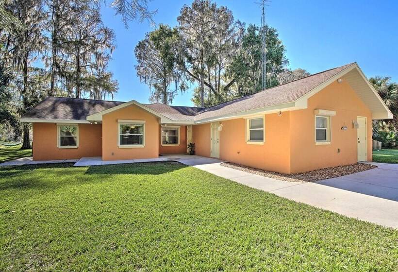 Rainbow River Oasis W/ Kayaks + Furnished Sunroom!