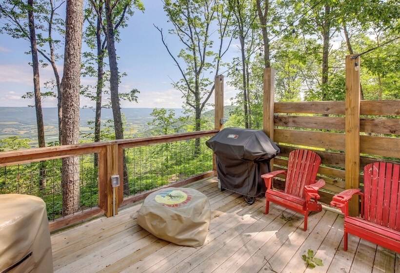 Renovated Cabin W/ Decks, Views, & Fire Pit!