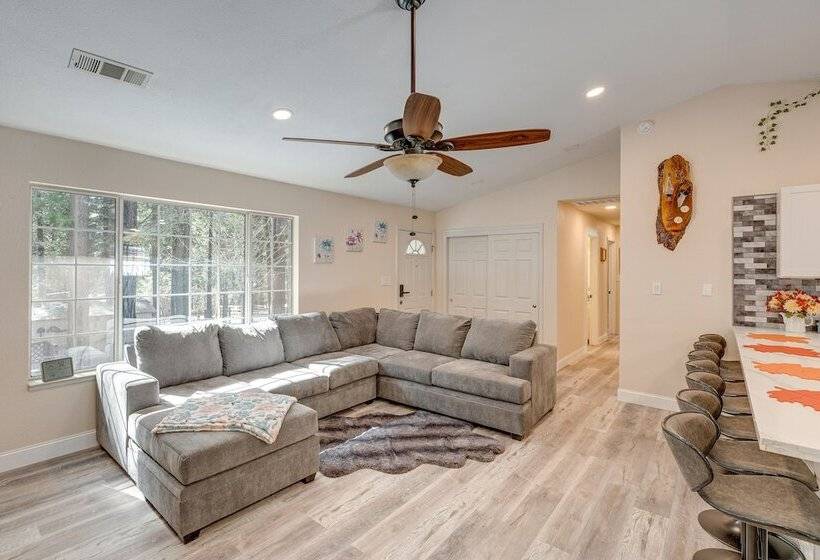 Renovated Pioneer Home In Serene Wooded Setting!