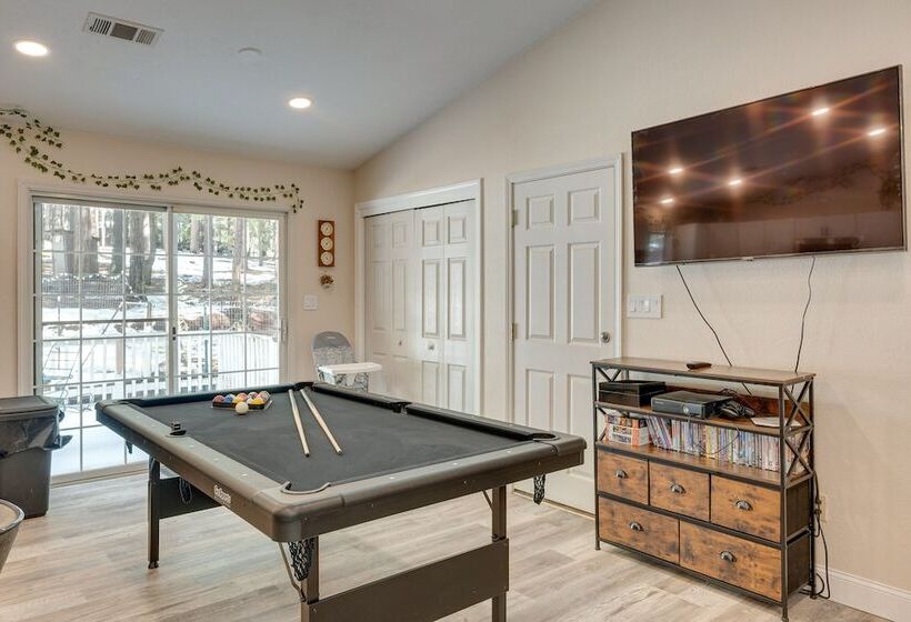 Renovated Pioneer Home In Serene Wooded Setting!