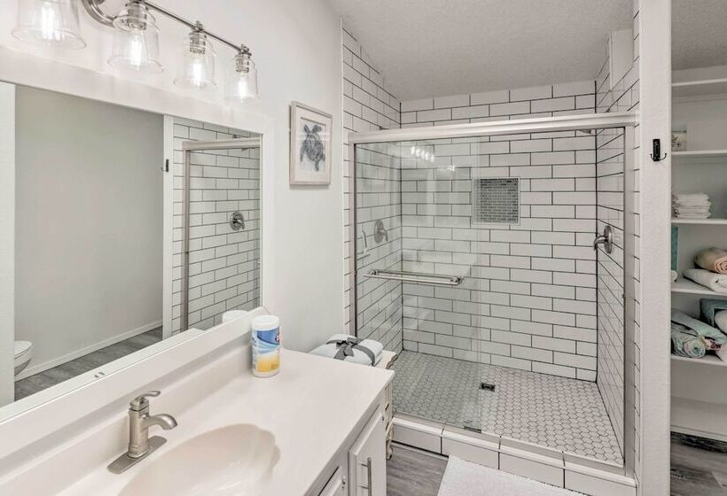 Riverfront Bullhead City Home W/ Private Dock