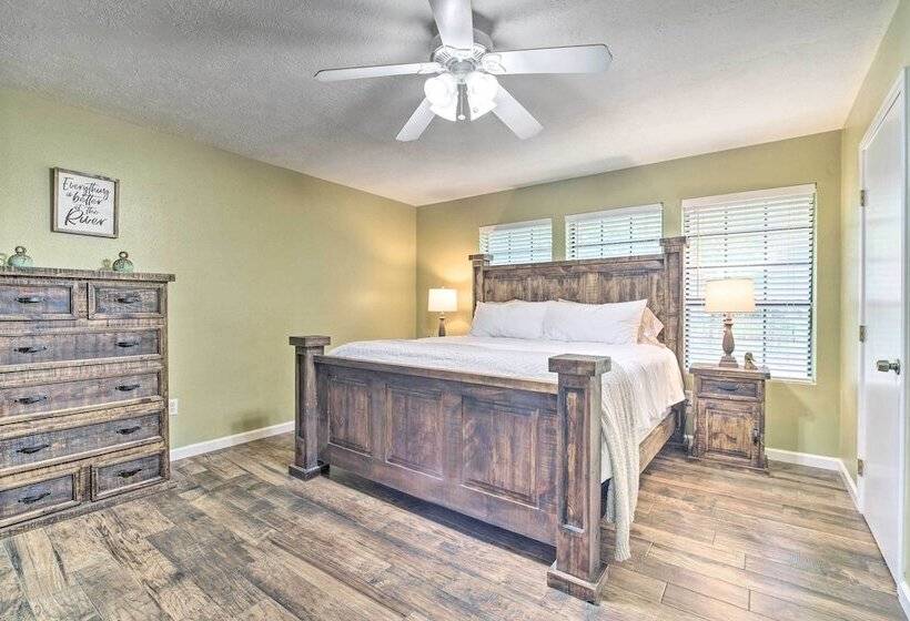 Riverfront Hunstville Home W/ Deck & Chiminea