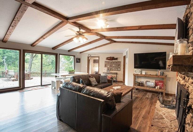 Riverfront Retreat W/ Fire Pit: Fish & Hike!