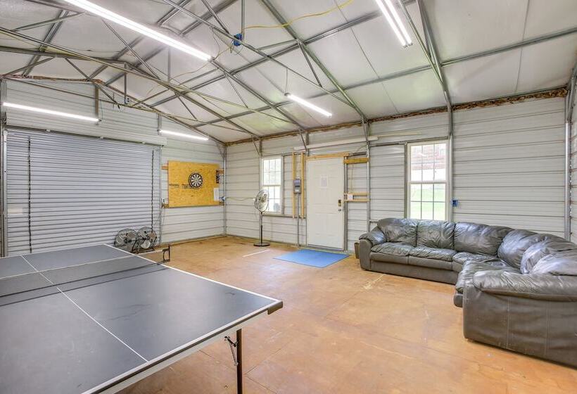 Rustic Dale Hollow Lake Cabin   Private Hot Tub!