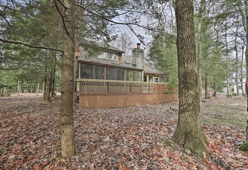 Blakeslee Hideaway W/ Lake Access: 3 Mi To Ski!