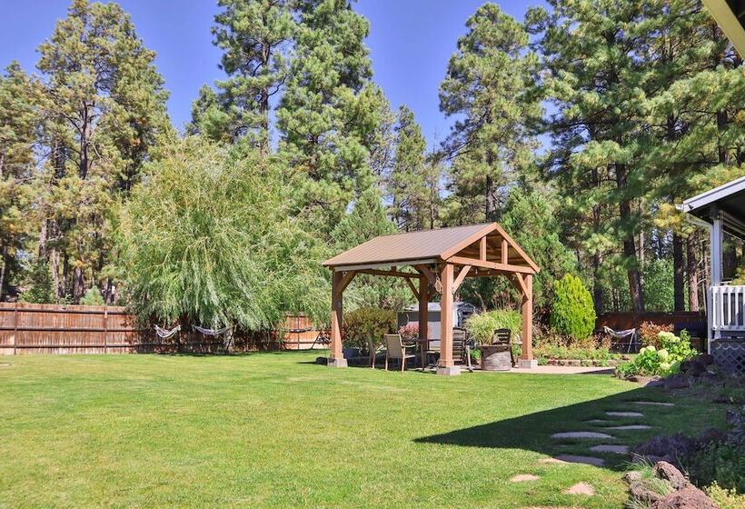 Near Trails, Lakes & Golf: Pinetop Home W/ Deck