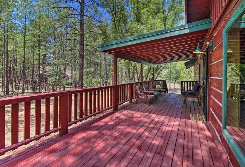 1 Mi To Rainbow Lake: Lakeside Cabin W/ Deck!