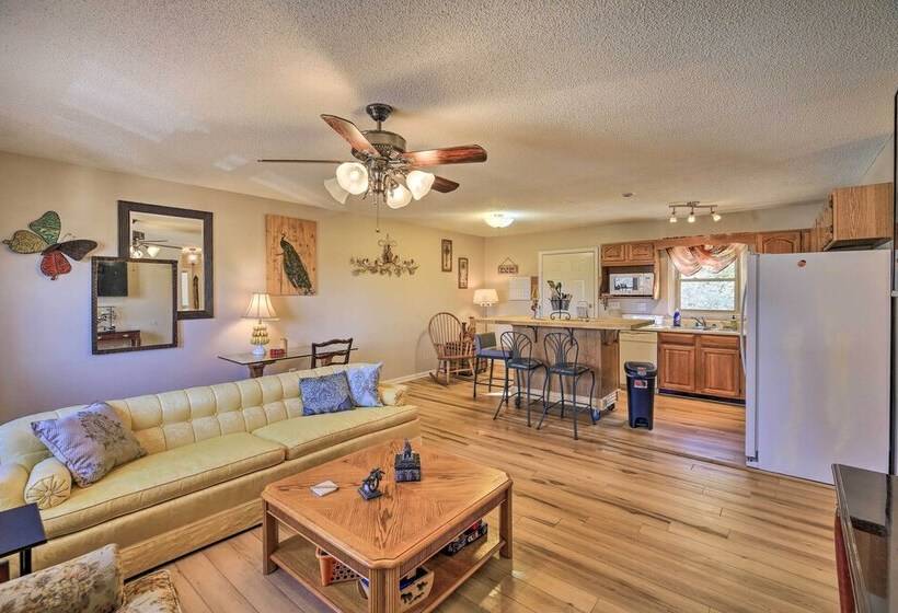 Pet Friendly Home W/ Grill & Farm In Meadowview!