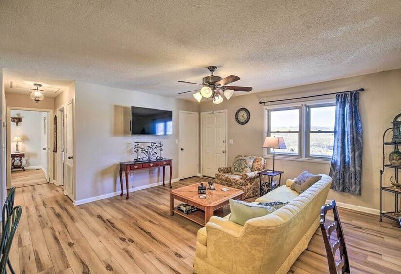 Pet Friendly Home W/ Grill & Farm In Meadowview!