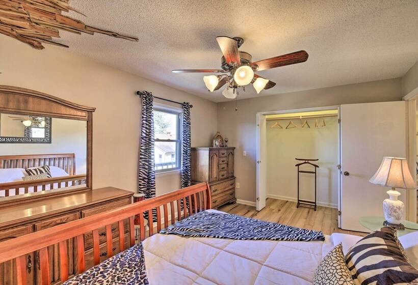 Pet Friendly Home W/ Grill & Farm In Meadowview!