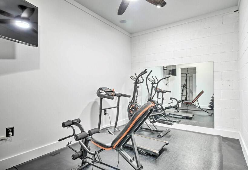 Rustic Pinehurst House W/ Fire Pit & Game Room