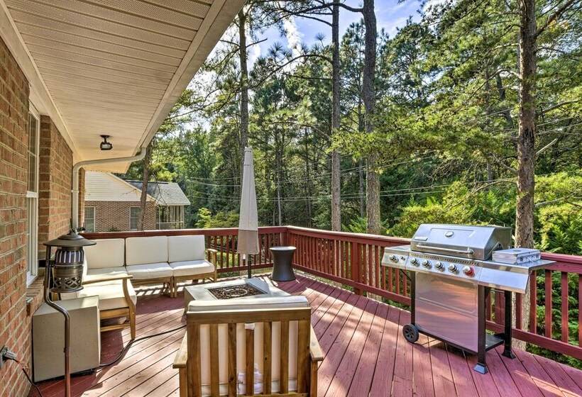 Rustic Pinehurst House W/ Fire Pit & Game Room