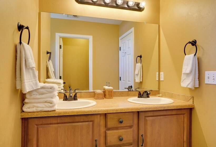 Sahuarita Home: 22 Mi To Saguaro Nat L Park!