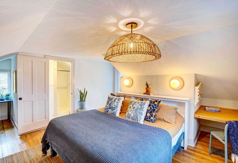 Historic Saugerties Home W/ Deck: River Views!