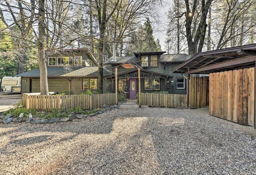 Peaceful Cottage W/ Grill & Yard In Grass Valley!