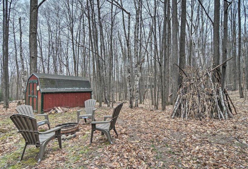 Secluded Gaylord Cabin W/ Deck, Fire Pit & Grill!