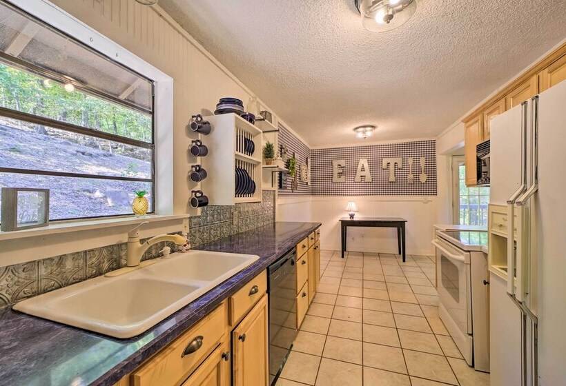 Secluded Vian Retreat Close To Tenkiller Lake