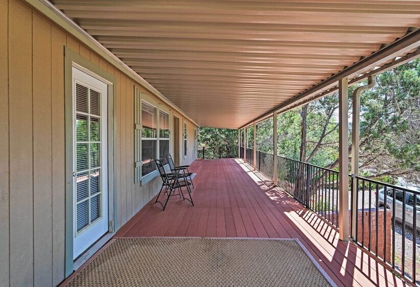 Sedona Home W/ View, Half Mi To Chimney Rock!