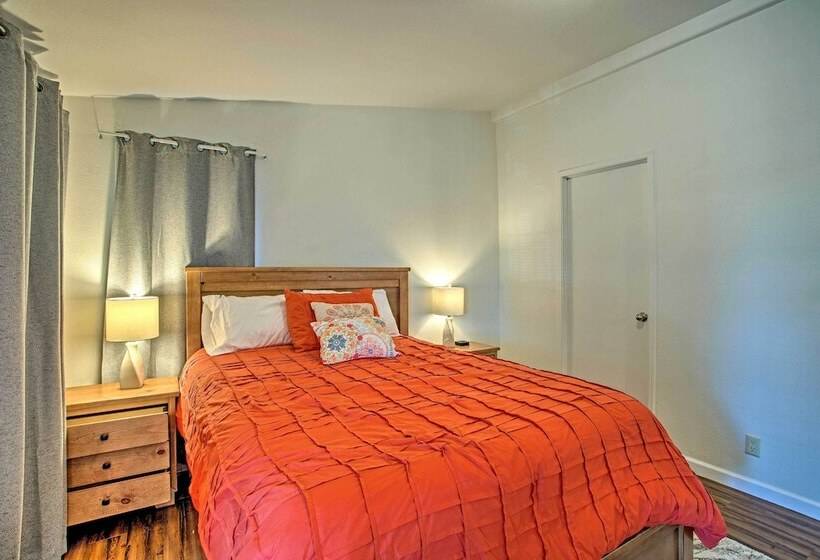 Sedona Home W/ View, Half Mi To Chimney Rock!