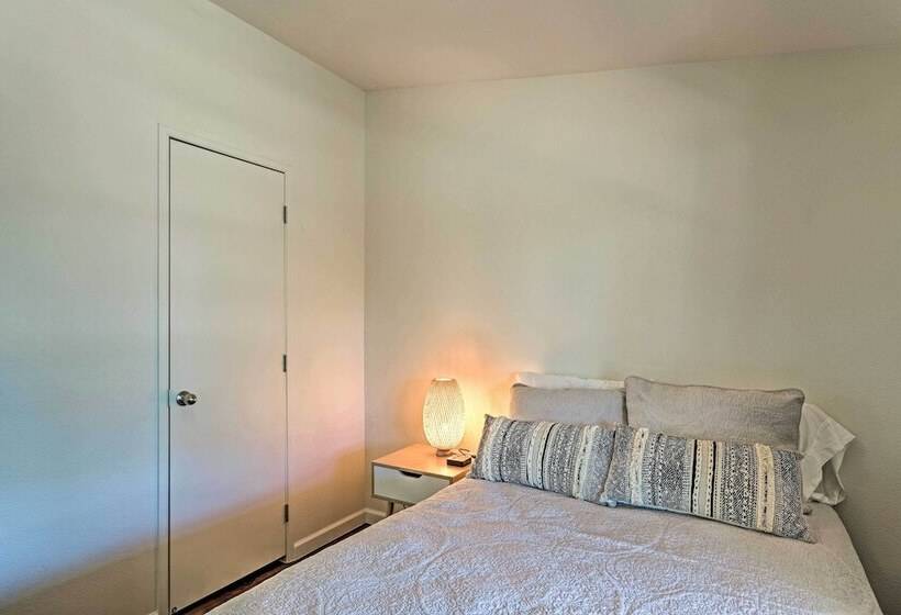 Sedona Home W/ View, Half Mi To Chimney Rock!