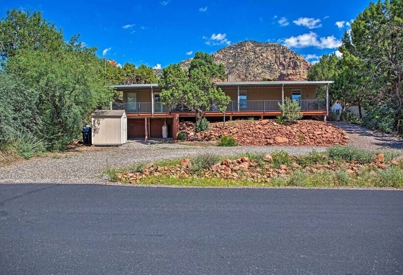 Sedona Home W/ View, Half Mi To Chimney Rock!