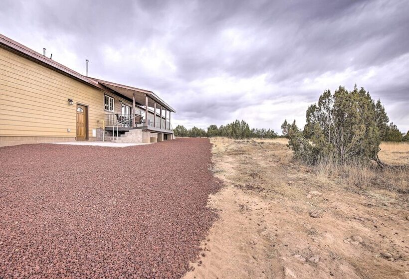 Quiet Show Low Home W/ White Mountain Lake Access!