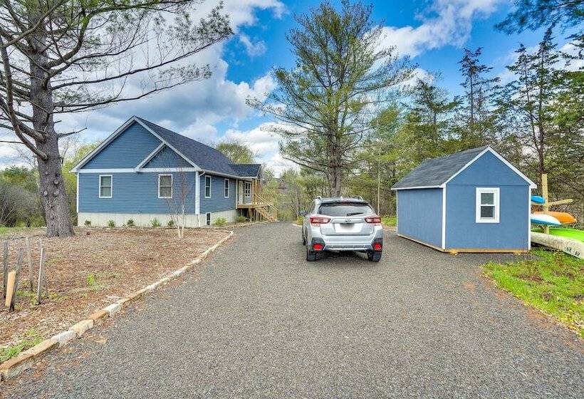 Sleepy Hollow Lake Home W/ Deck, Pool Access!