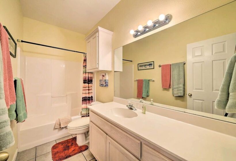 Snowbird Getaway: Waterfront Home, 1 Mi To Beach