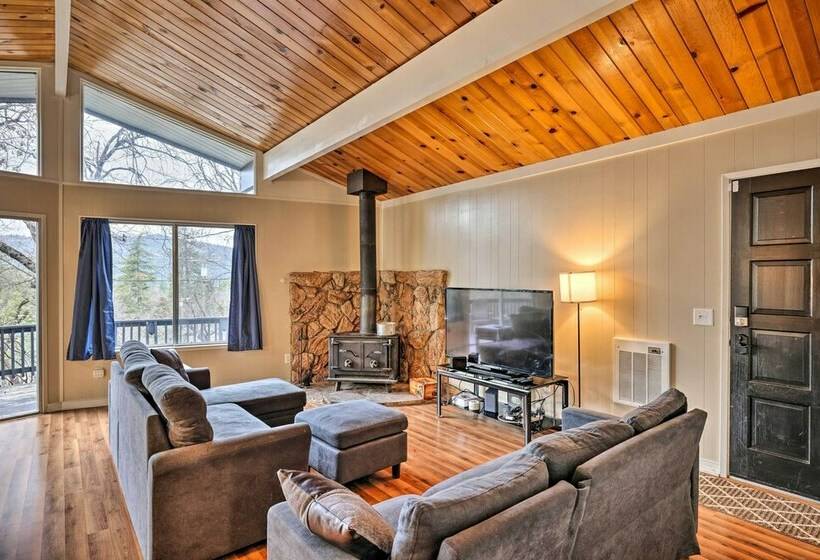 Sonora Cabin W/ Deck + Private Yard!