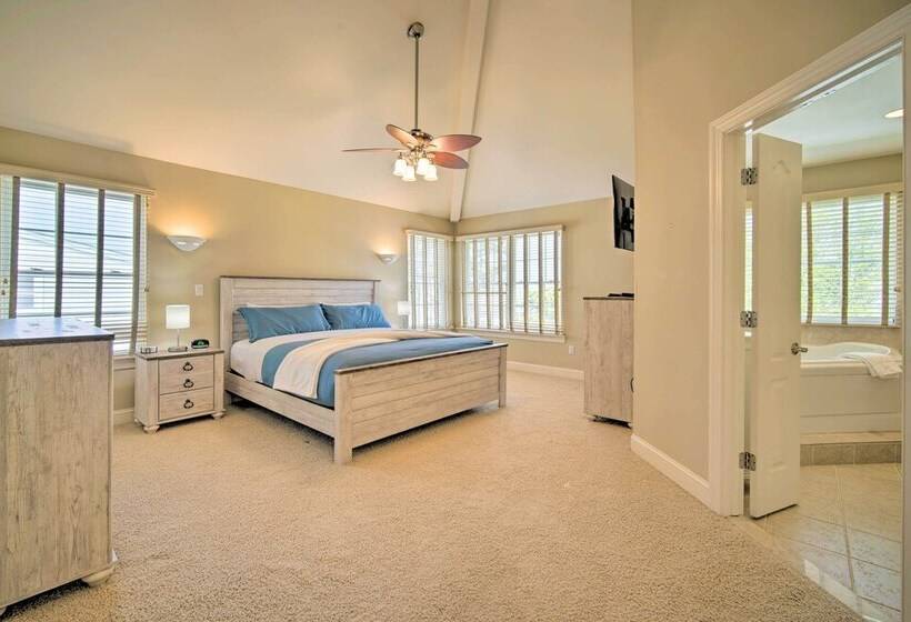 Spacious Brigantine Home ~ 1 Block To Beach!