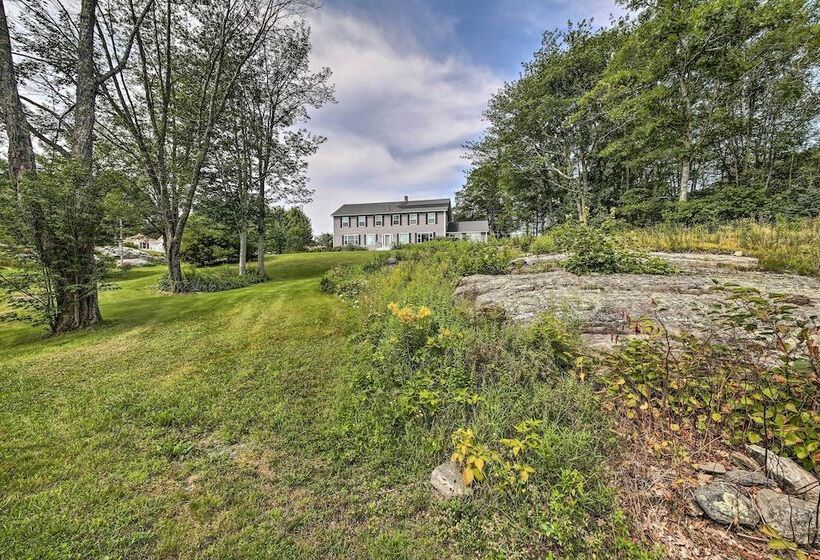 Spacious Bristol House W/ Deck & Harbor Views!