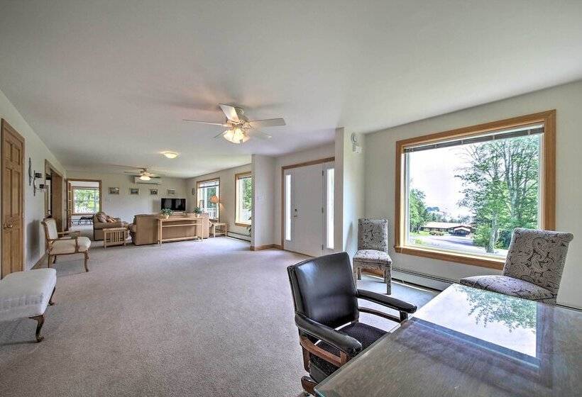 Spacious Bristol House W/ Deck & Harbor Views!